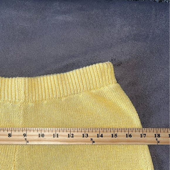 ZARA YELLOW Butter Scalloped Crochet KNIT SHORTS Women’s S Boho Festival Spring - Picture 13 of 15